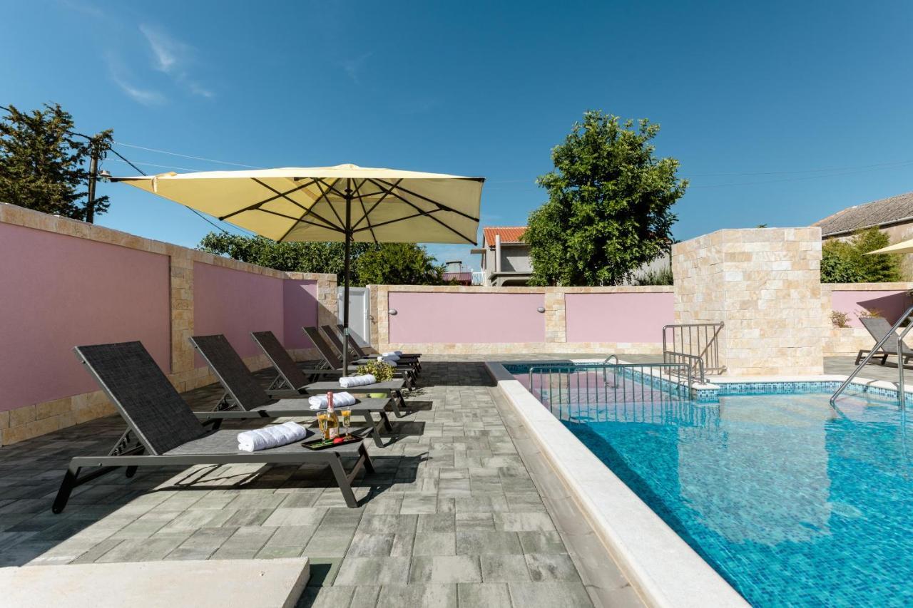 Apartman Laura Vir Bagian luar foto