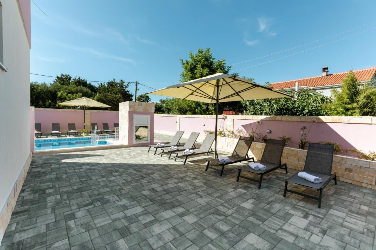 Apartman Laura Vir Bagian luar foto