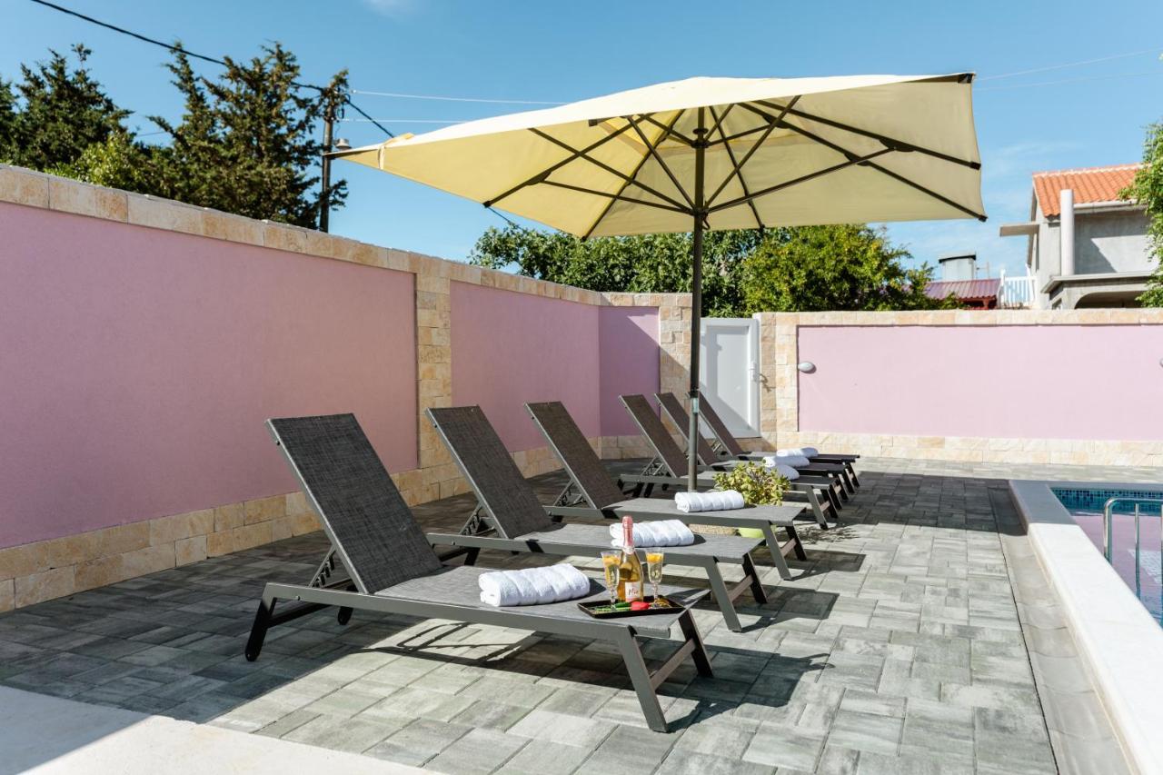 Apartman Laura Vir Bagian luar foto
