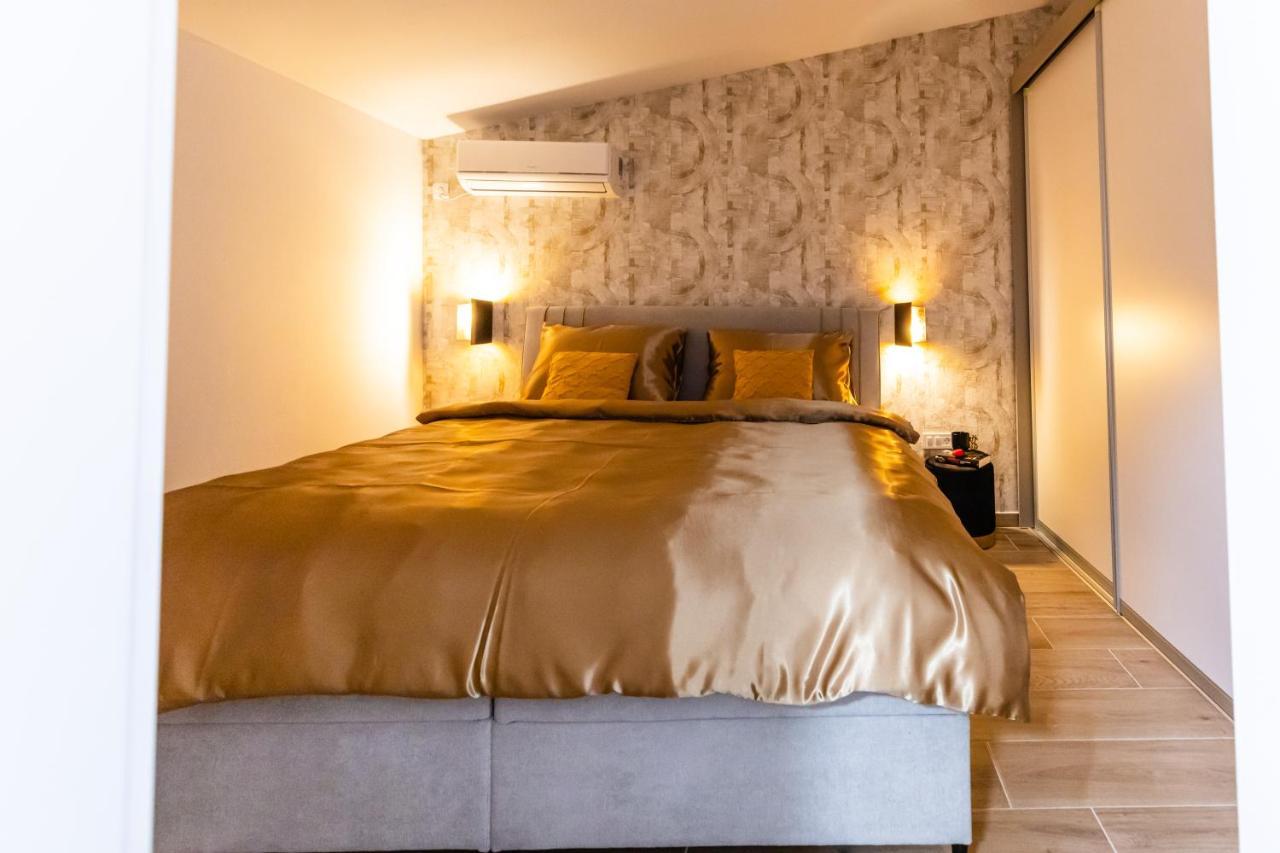 Apartman Laura Vir Bagian luar foto