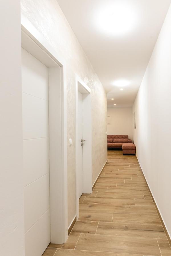 Apartman Laura Vir Bagian luar foto