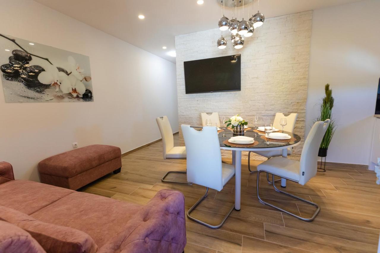 Apartman Laura Vir Bagian luar foto