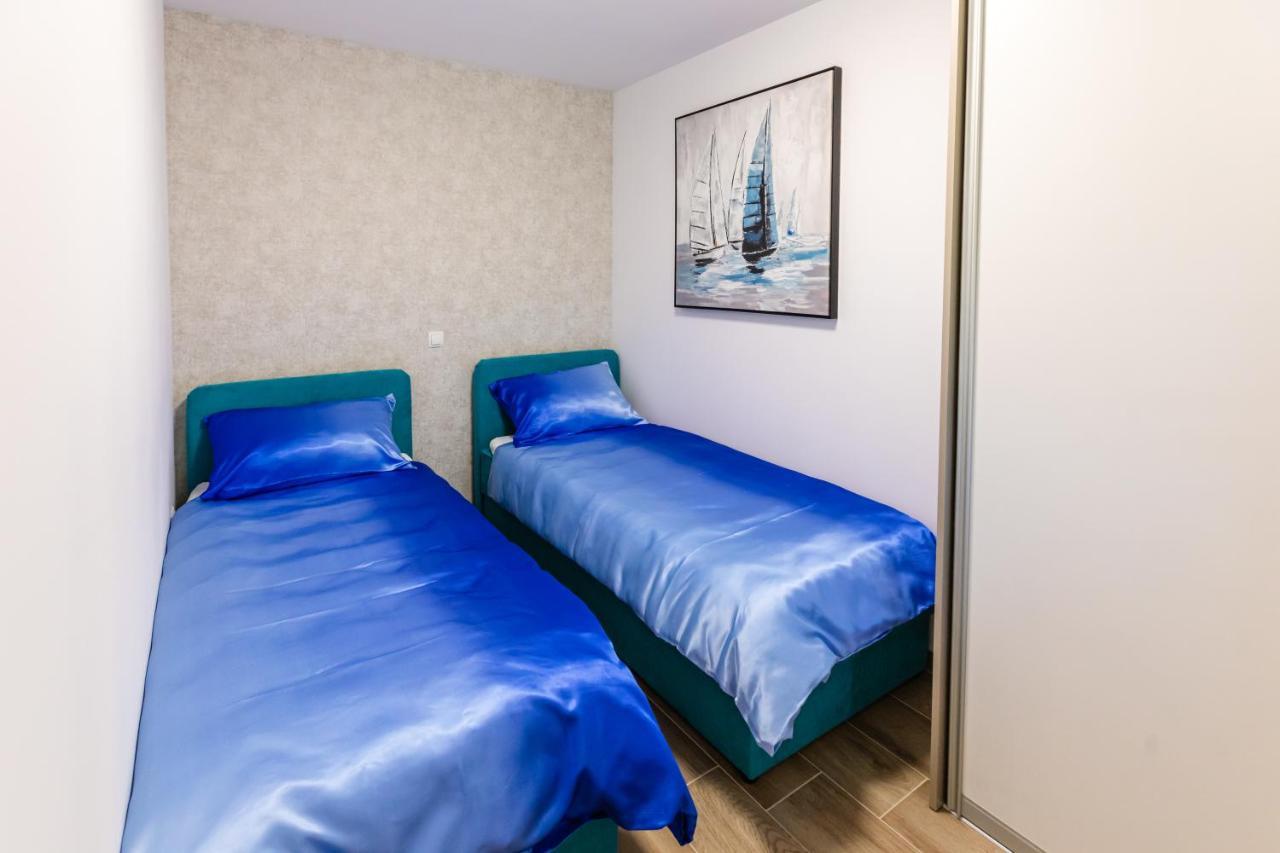Apartman Laura Vir Bagian luar foto